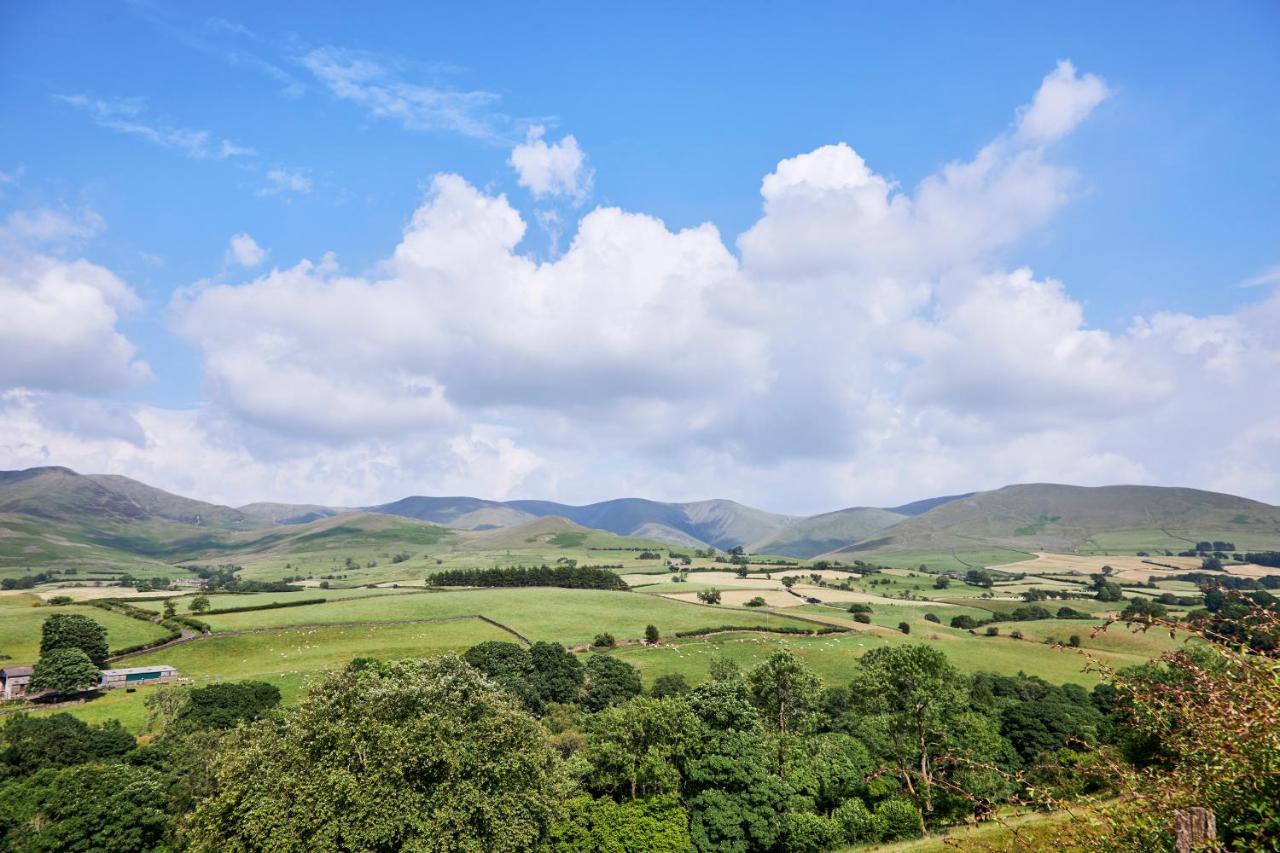 The Dalesman Country Inn Sedbergh Exterior foto